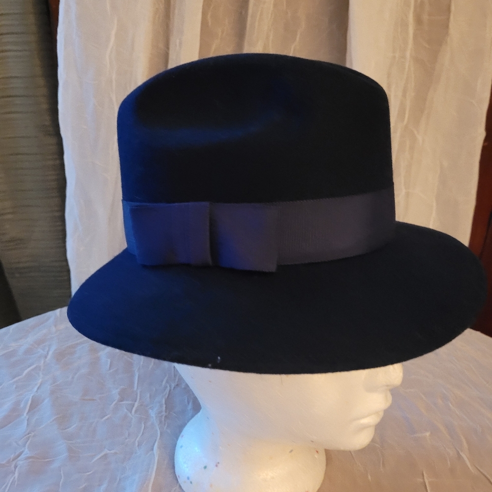 Vtg Doeskin Navy Blue 100% Wool Fedora Felt Hat w Ribbon Accent